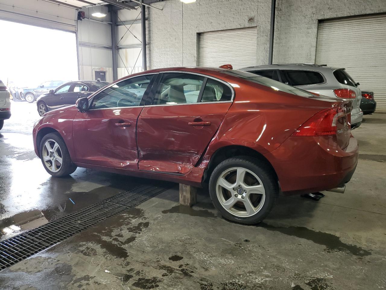 2013 Volvo S60 T5 - Image 2