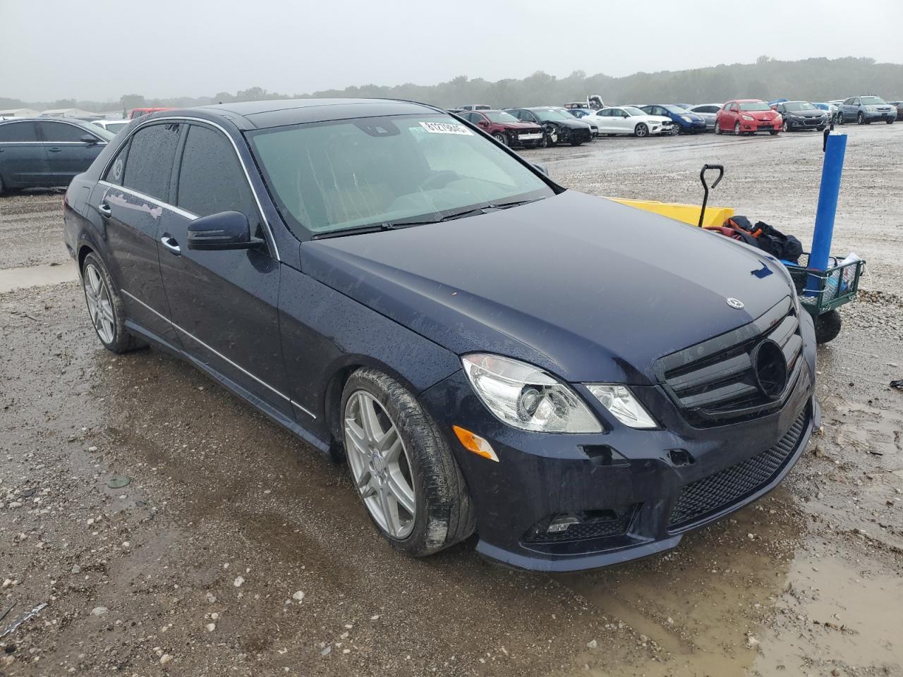 2010 Mercedes-Benz E 550 4Matic - Image 4