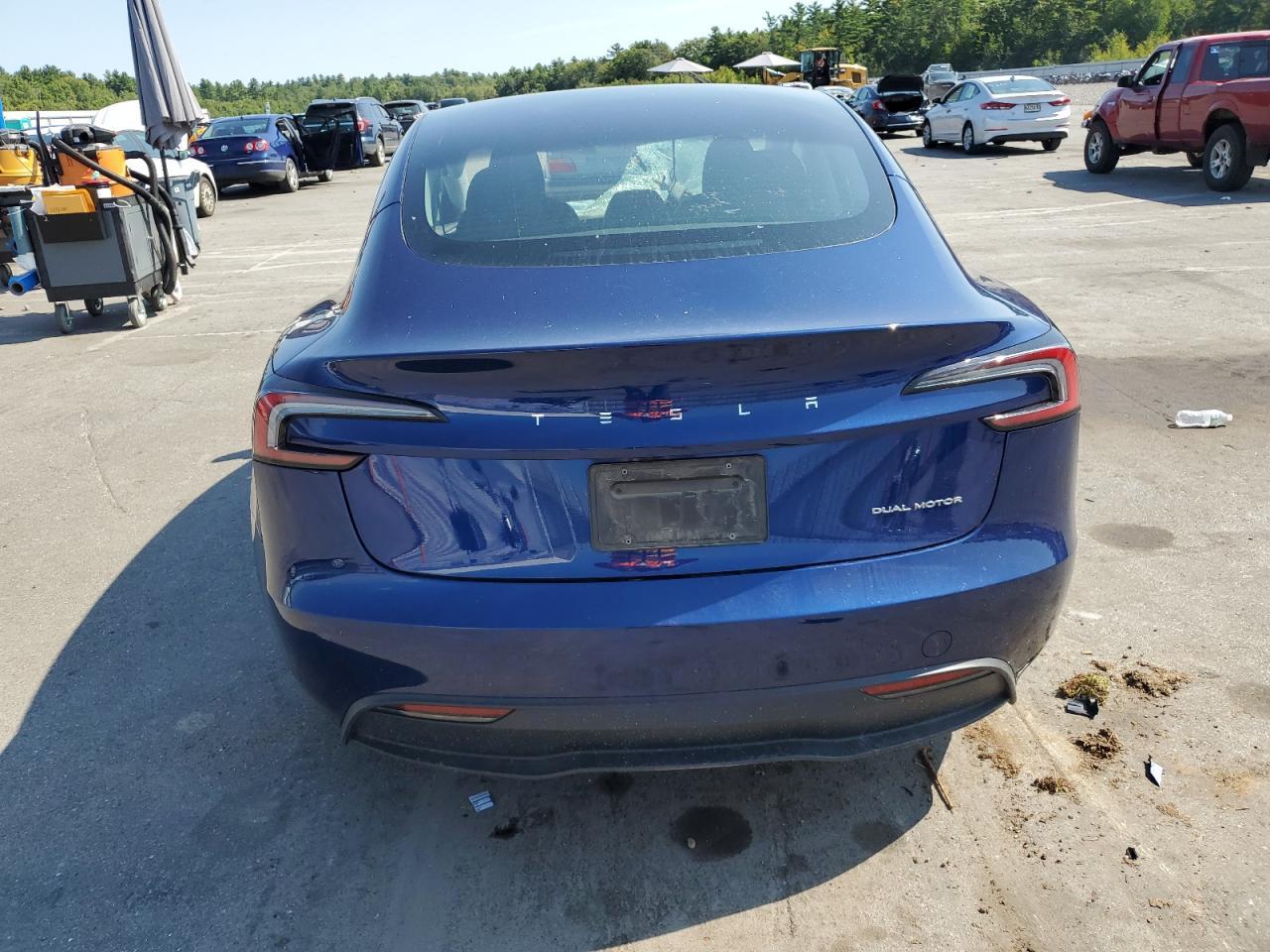 2024 Tesla Model 3 - Image 6
