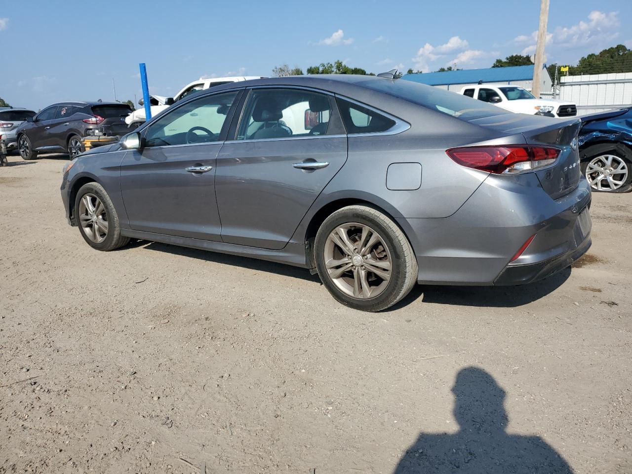 2019 Hyundai Sonata Limited - Image 2