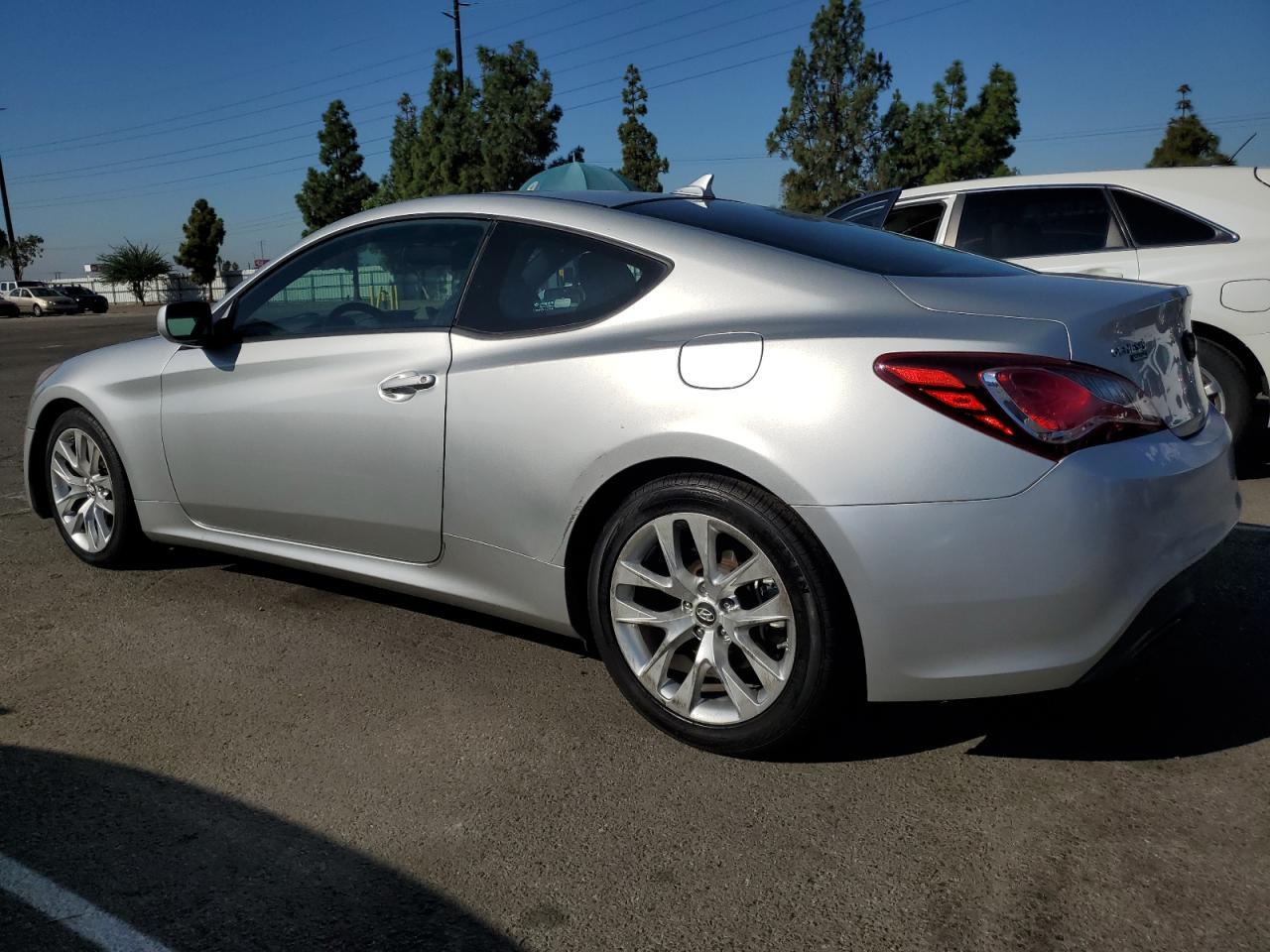 2013 Hyundai Genesis Coupe 2.0T - Image 2