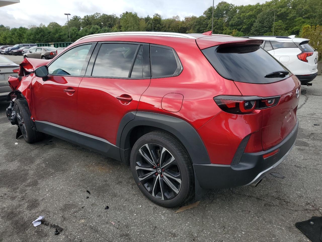2024 Mazda Cx-50 Premium - Image 2
