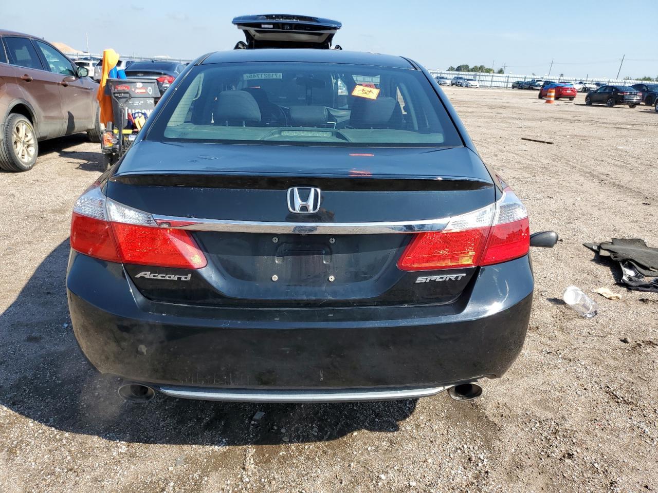 2014 Honda Accord Sport - Image 6