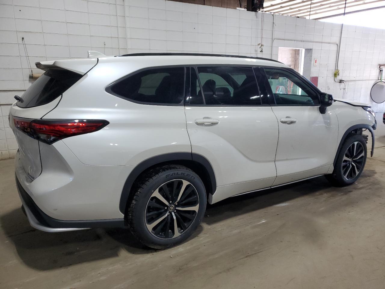 2021 Toyota Highlander Xse - Фото 3