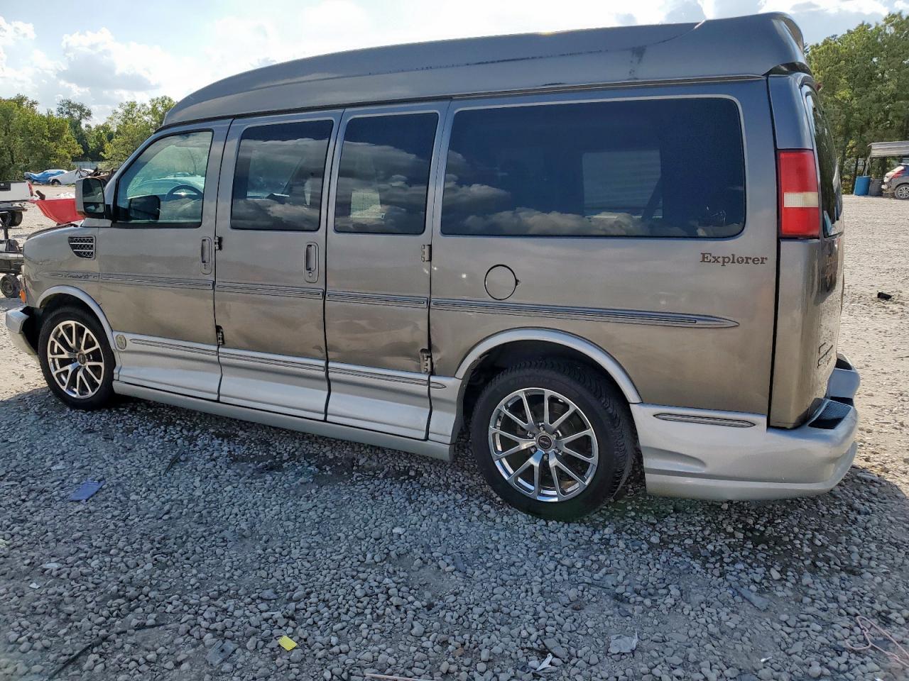 2011 GMC Savana Rv G1500 3Lt - Фото 2