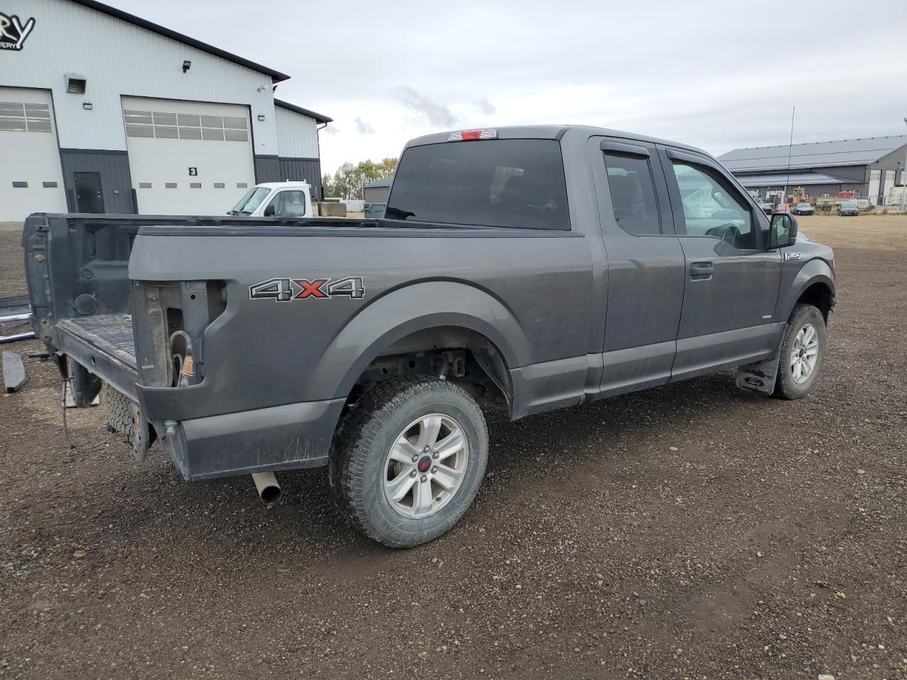 2015 Ford F150 Super Cab - Фото 3