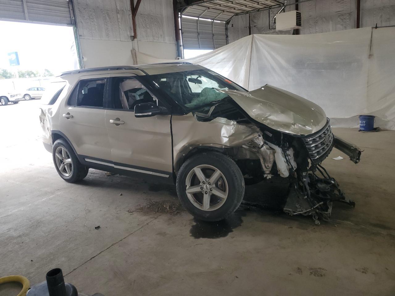 2017 Ford Explorer Xlt - Фото 4