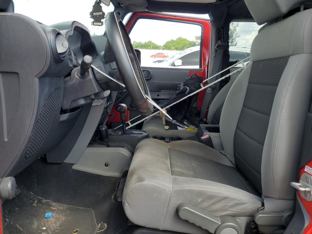 2010 Jeep Wrangler Sport - Фото 7