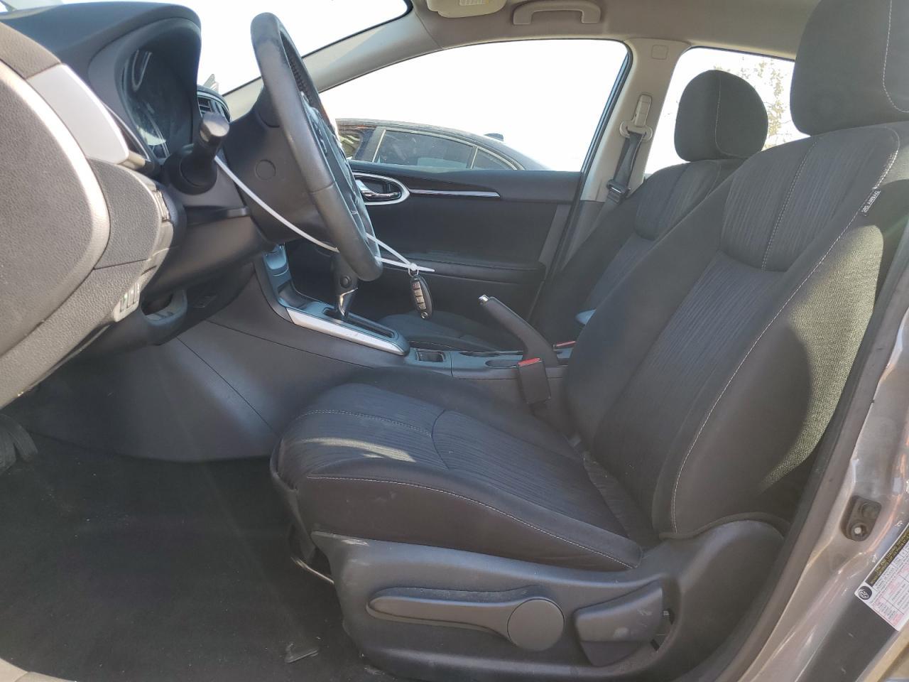 2017 Nissan Sentra S - Фото 7