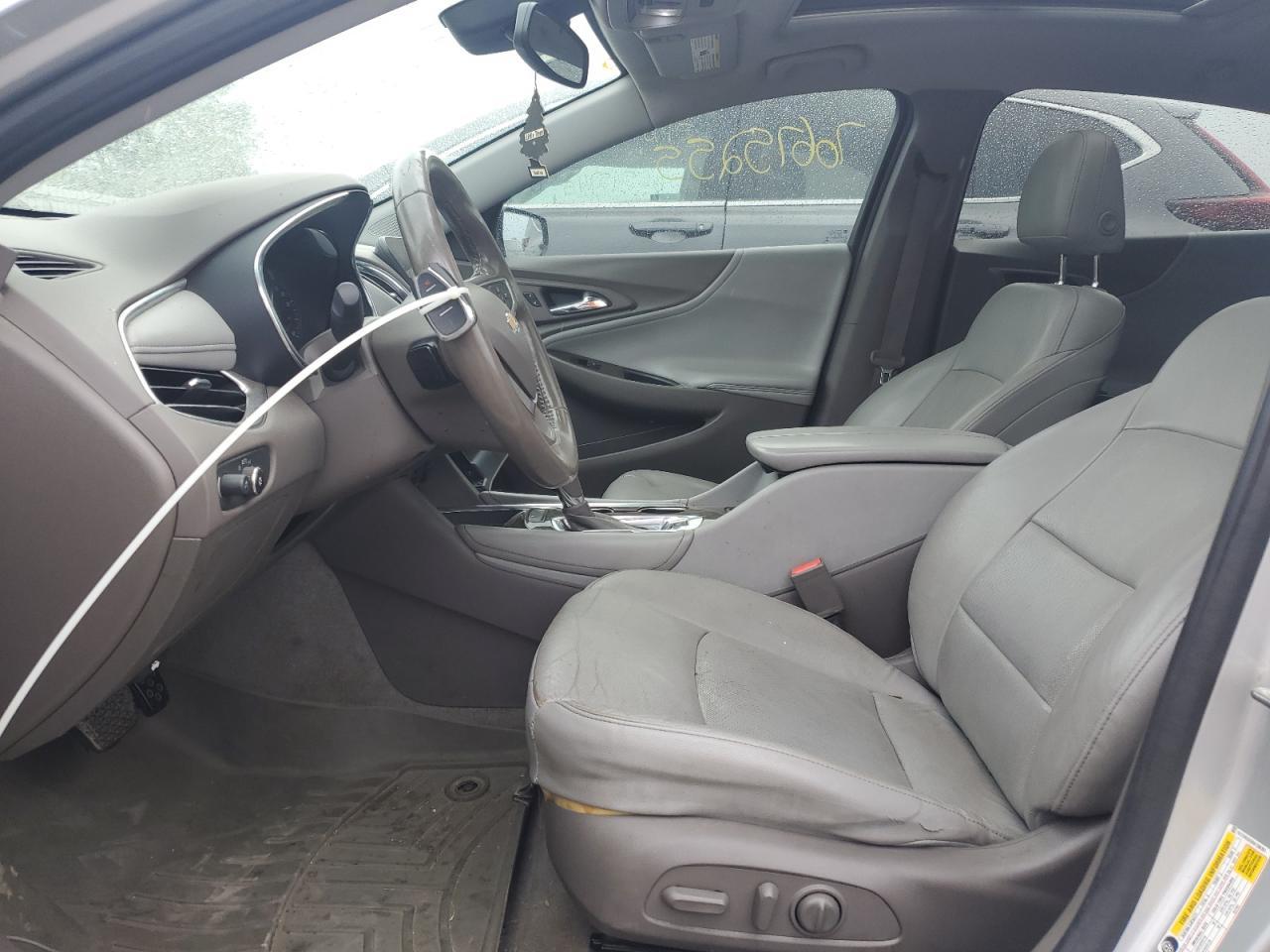 2017 Chevrolet Malibu Premier - Image 7