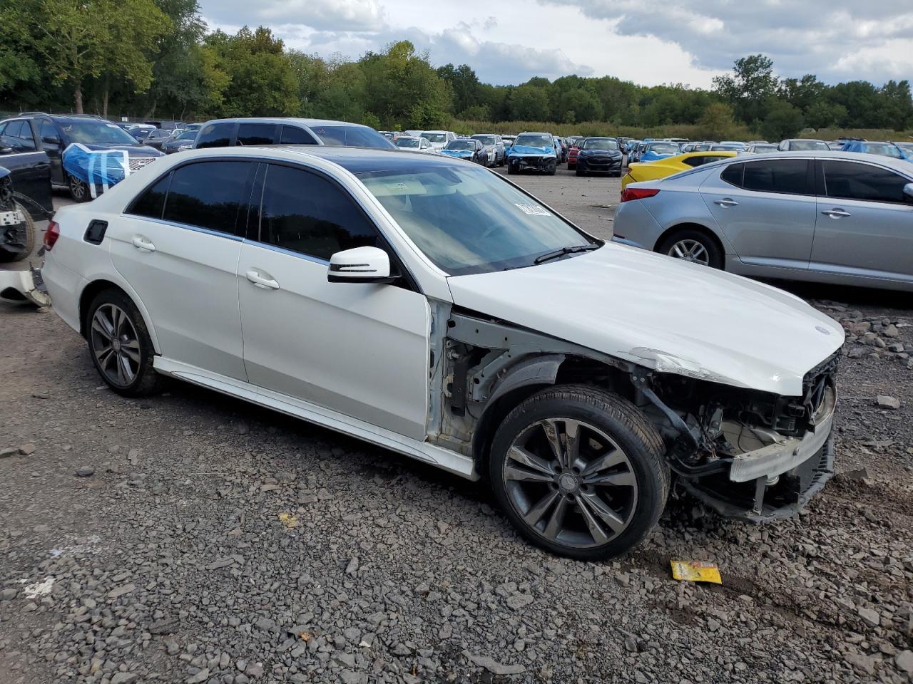 2014 Mercedes-Benz E 350 4Matic - Фото 4