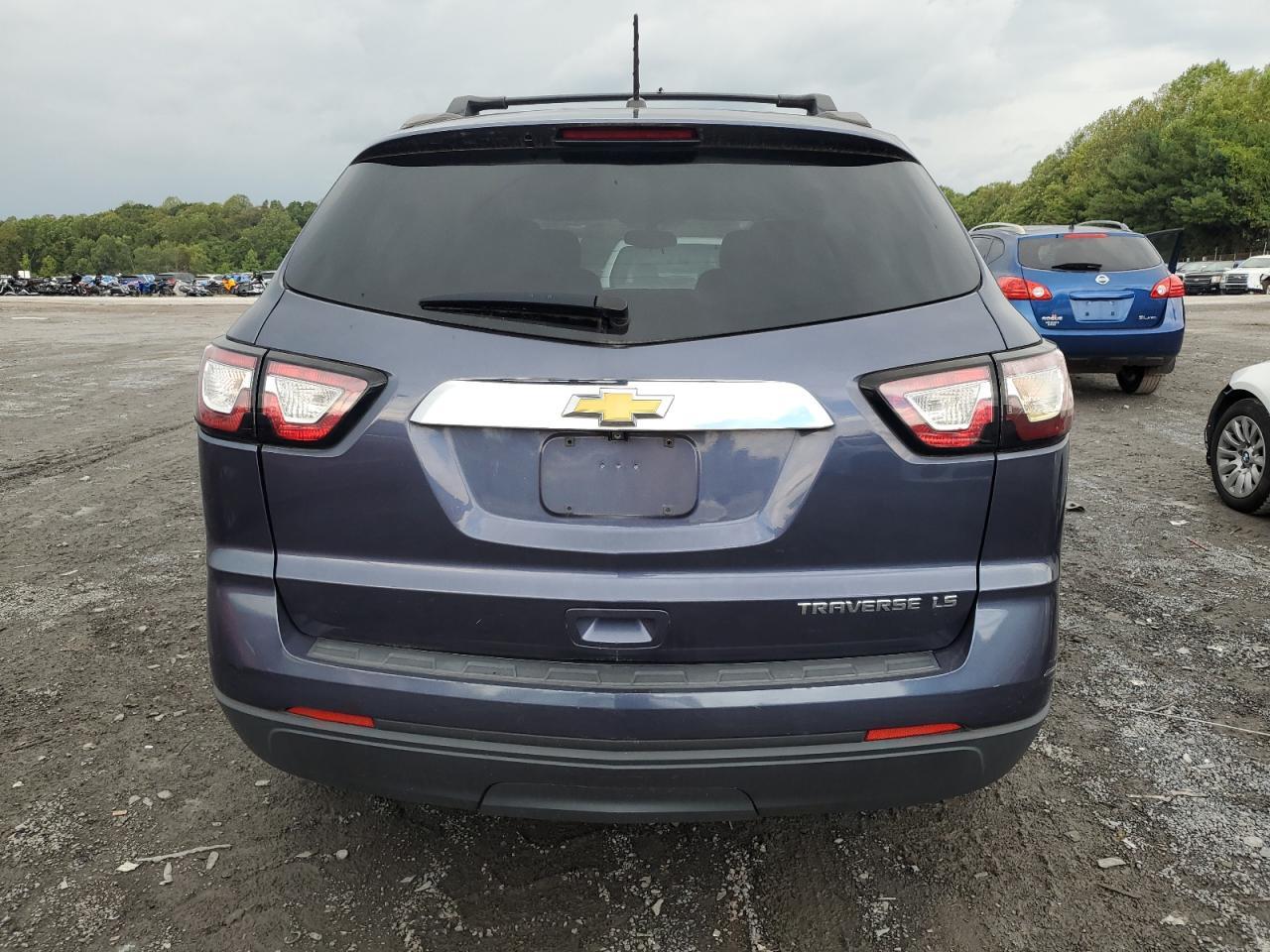 2014 Chevrolet Traverse Ls - Image 6