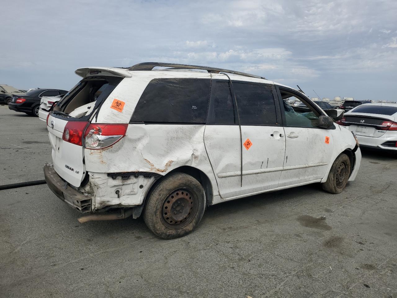 2006 Toyota Sienna Ce - Image 3