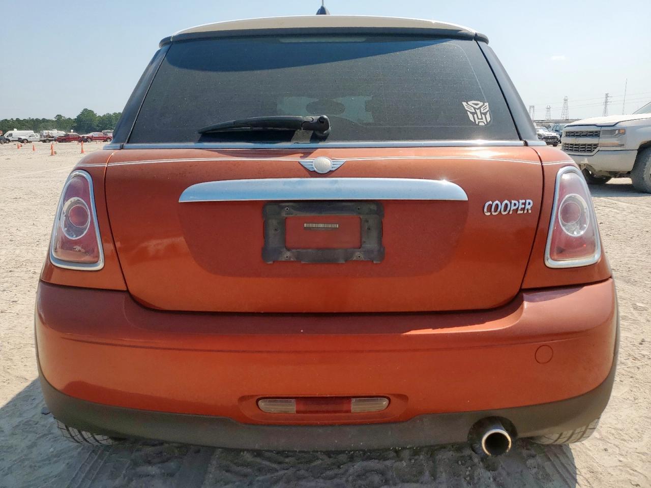 2011 Mini Cooper - Image 6