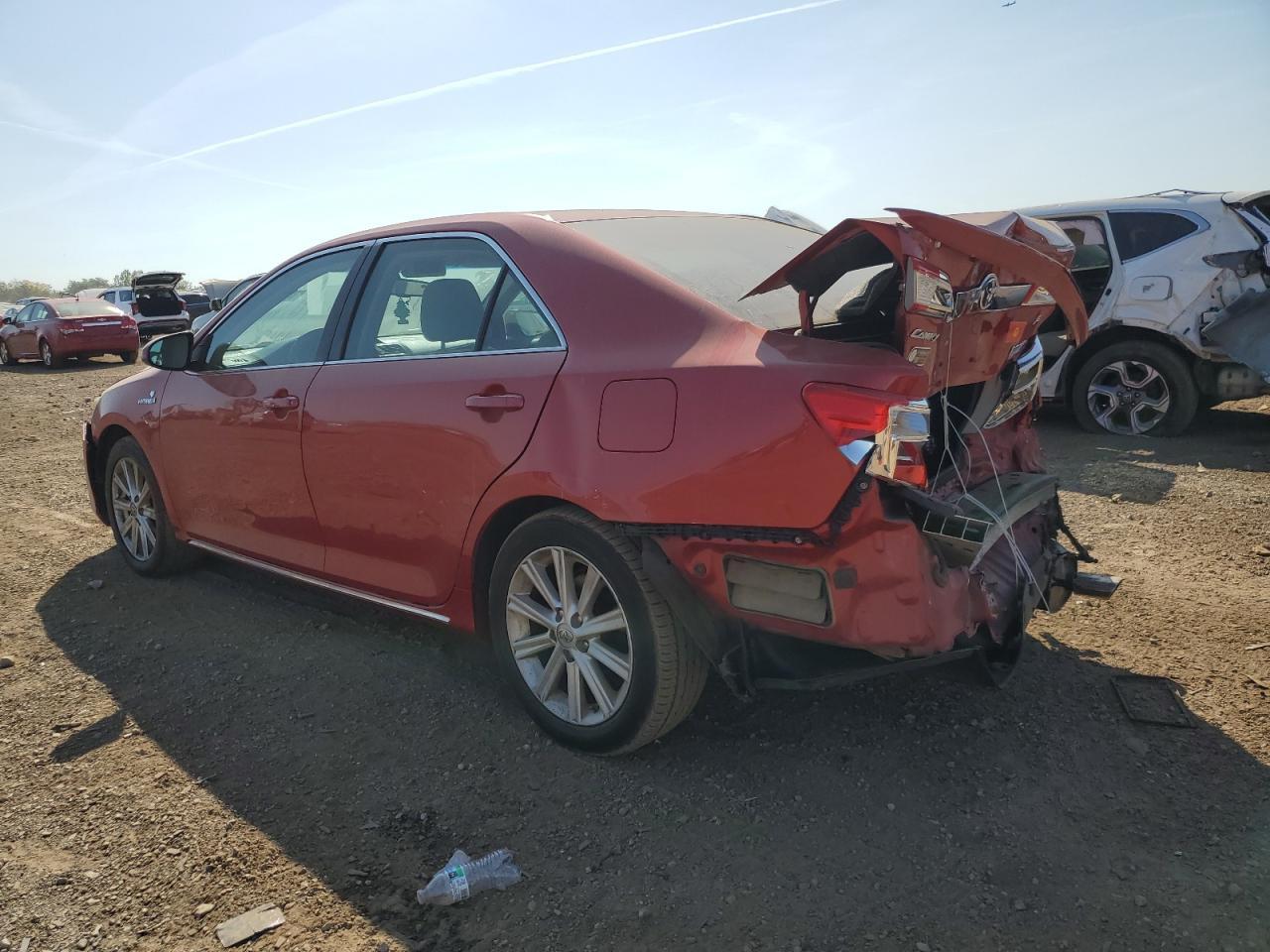 2013 Toyota Camry - Фото 2