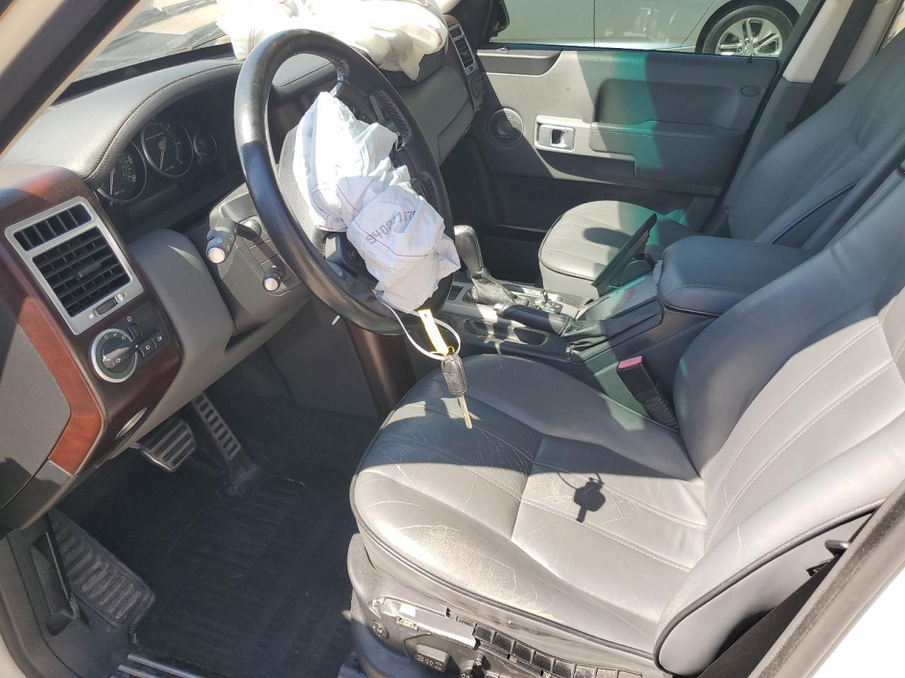 2006 Land Rover Range Rover Supercharged - Image 7