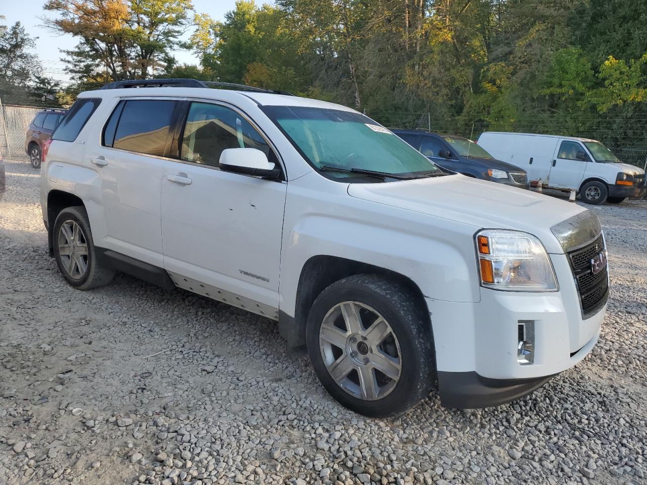 2010 GMC Terrain Sle - Image 4