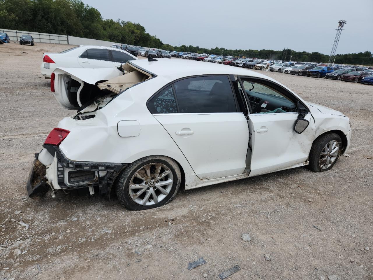2013 Volkswagen Jetta Se - Image 3