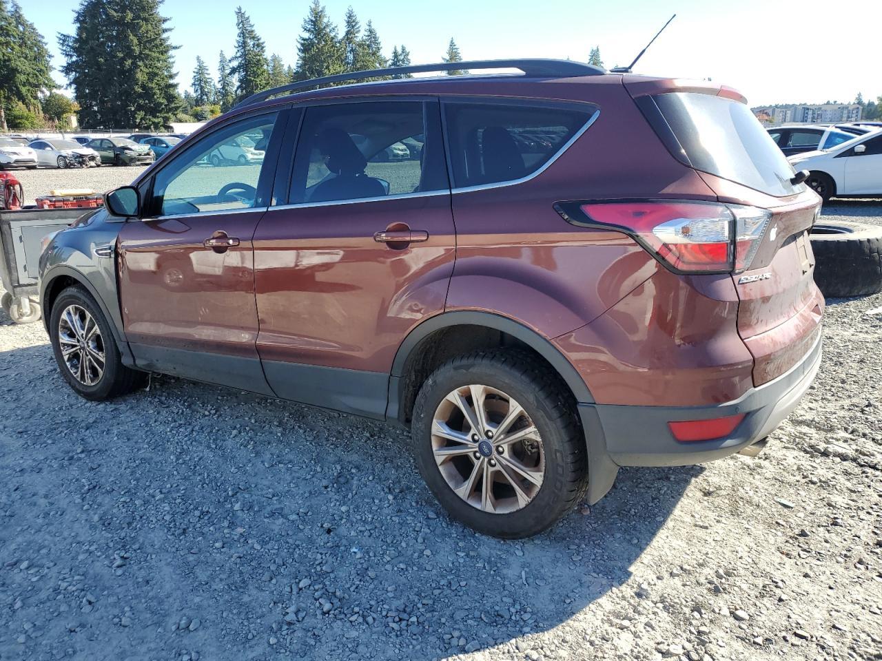 2018 Ford Escape Se - Фото 2