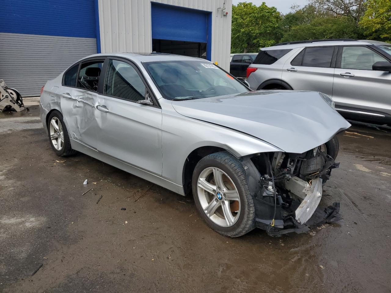 2015 BMW 328 Xi Sulev - Image 4