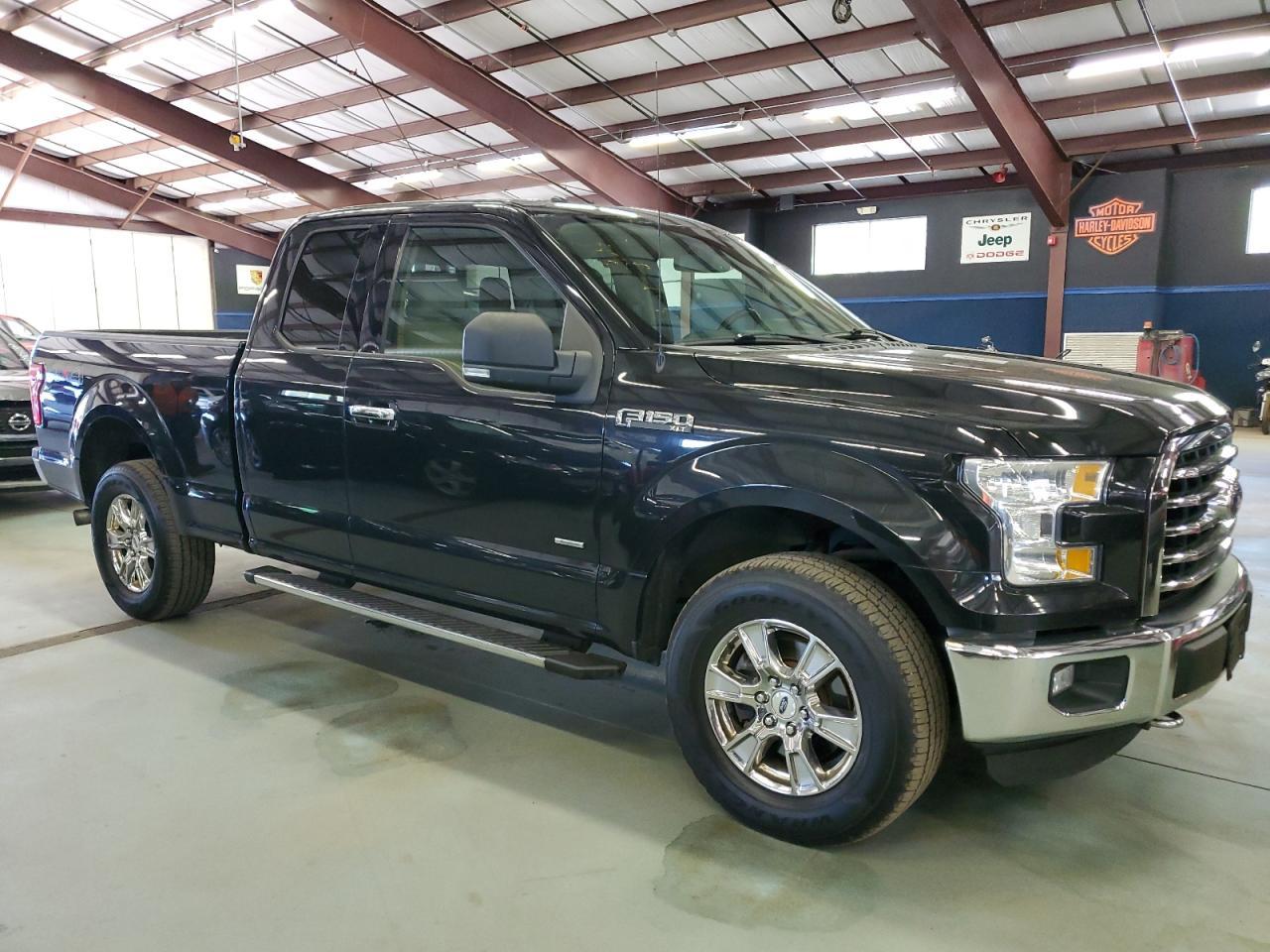 2015 Ford F150 Super Cab - Image 4