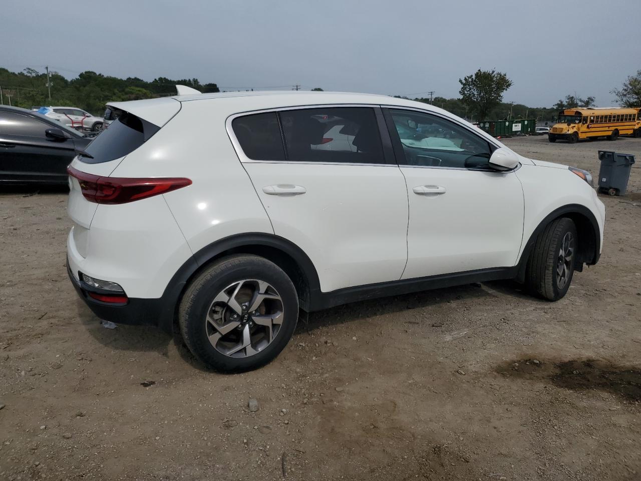 2020 Kia Sportage Lx - Image 3
