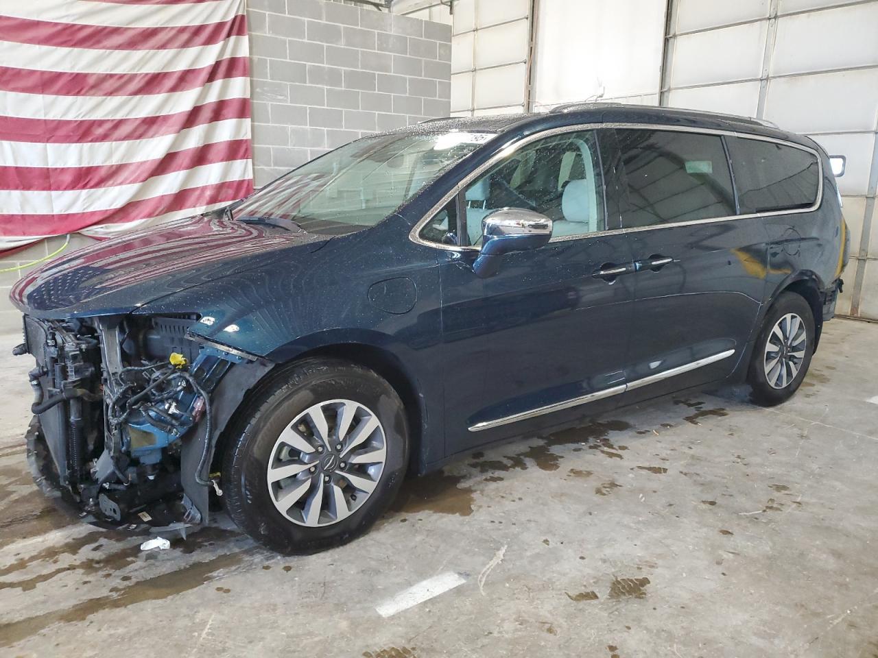 2021 Chrysler Pacifica Hybrid Limited