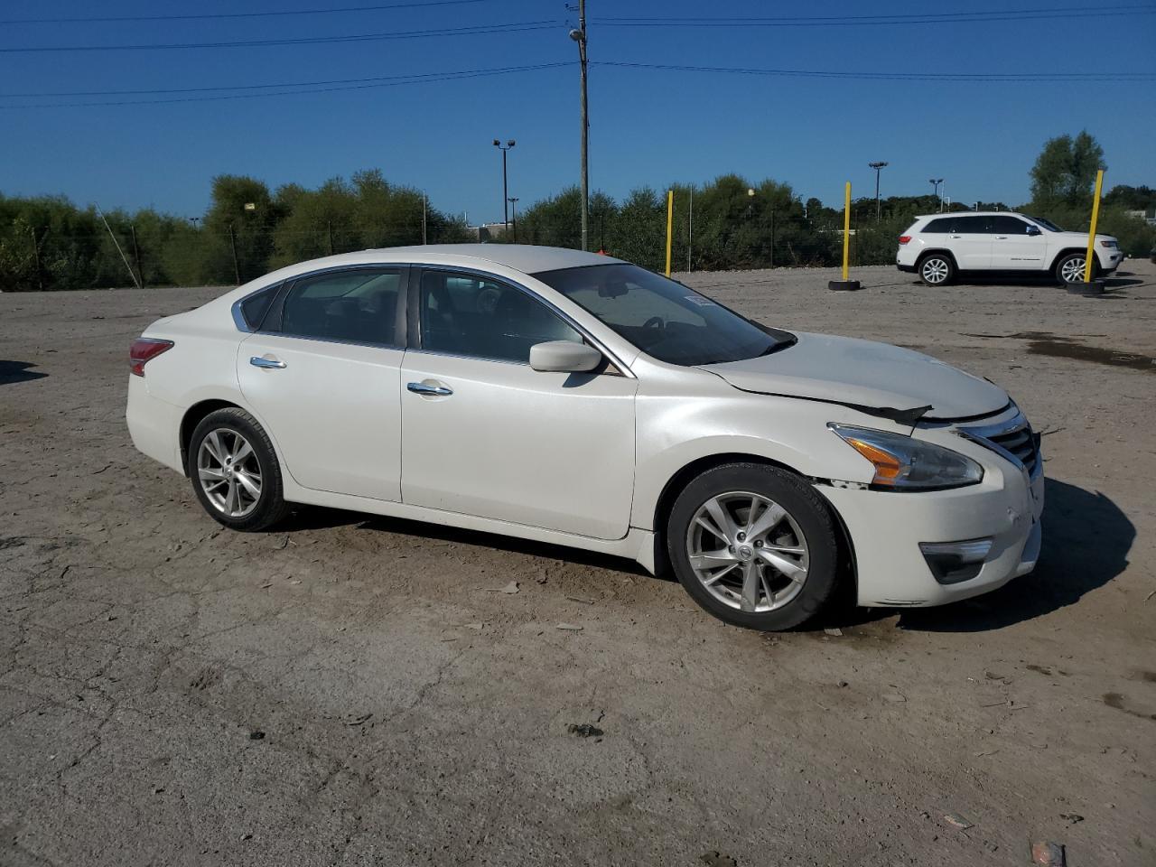 2014 Nissan Altima 2.5 - Image 4