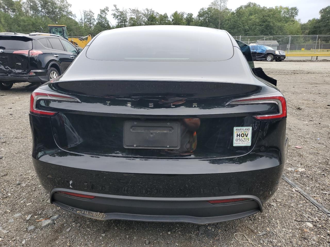 2024 Tesla Model 3 - Фото 6