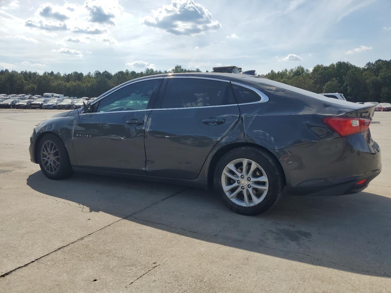 2017 Chevrolet Malibu Lt - Фото 2