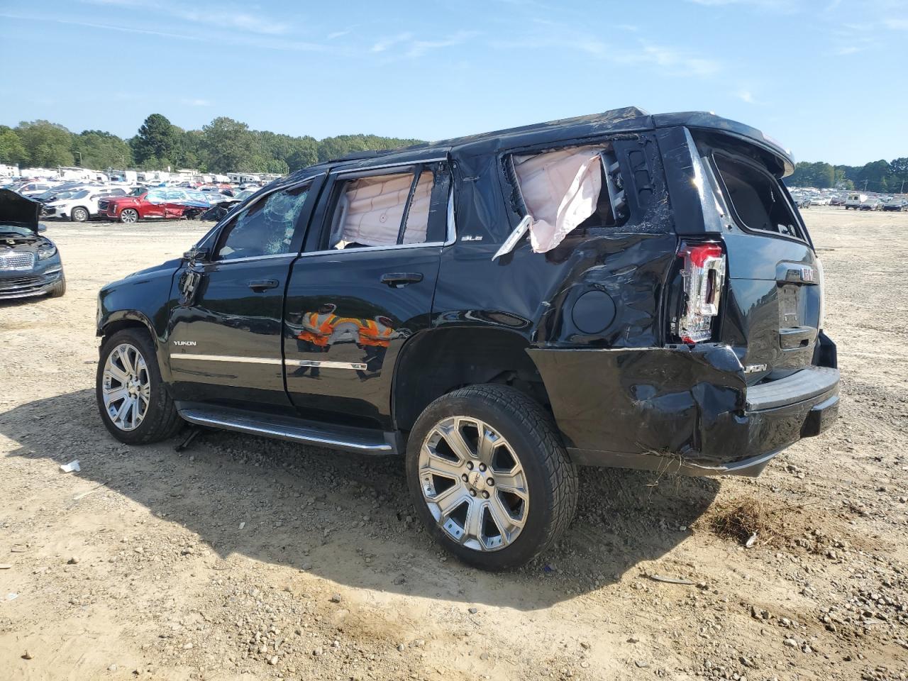 2016 GMC Yukon Sle - Image 2