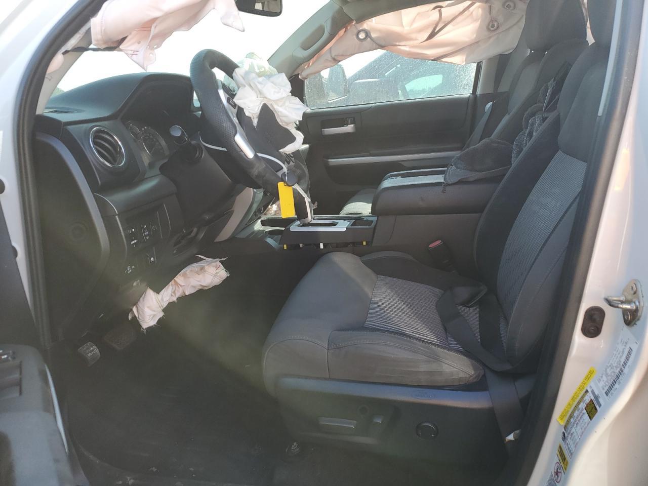 2014 Toyota Tundra Crewmax Sr5 - Image 7