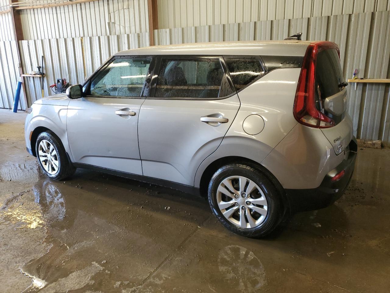 2022 Kia Soul Lx - Image 2