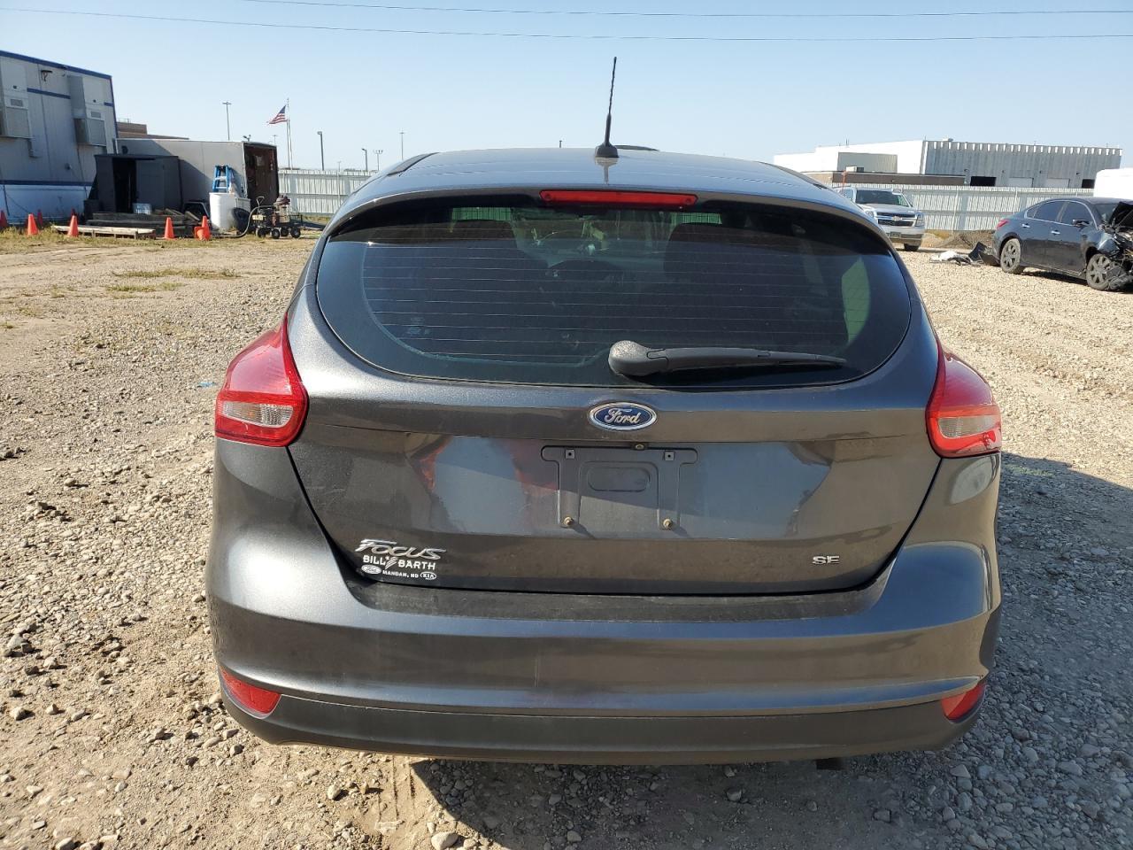 2018 Ford Focus Se - Image 6