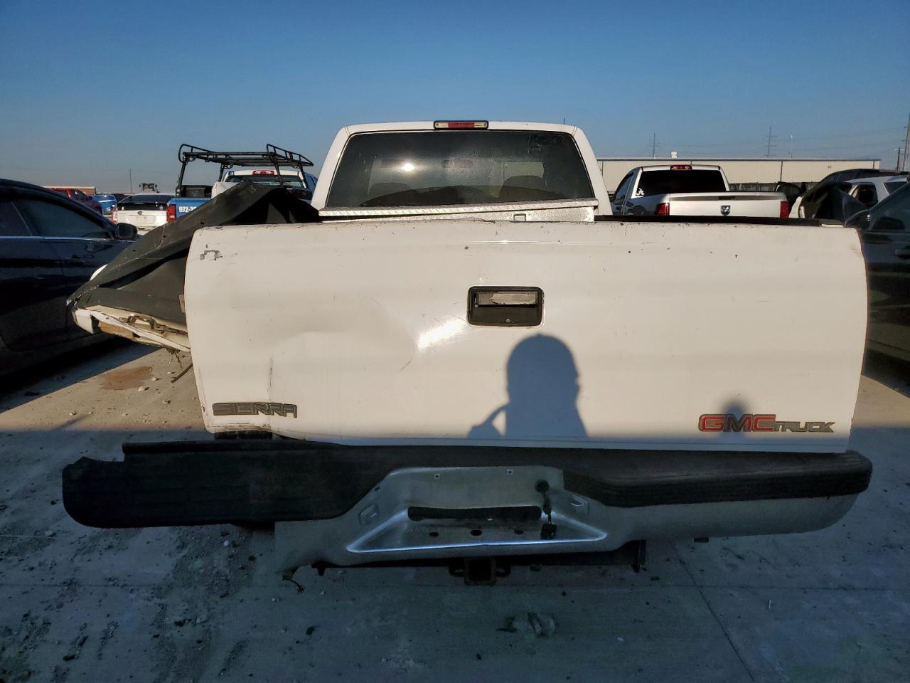 1997 GMC Sierra C1500 - Image 6