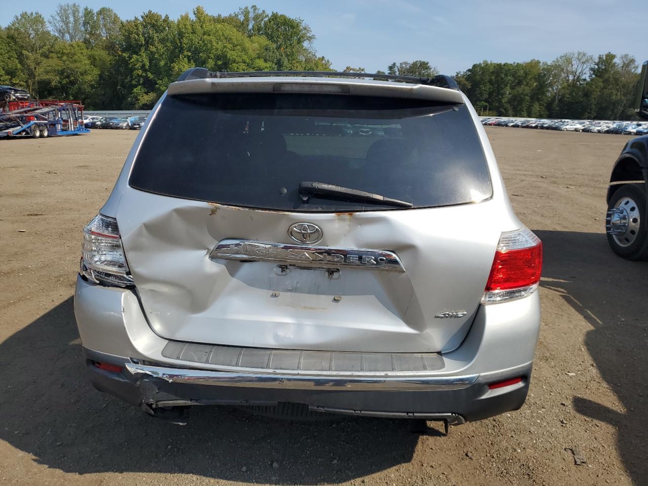 2012 Toyota Highlander Base - Фото 6