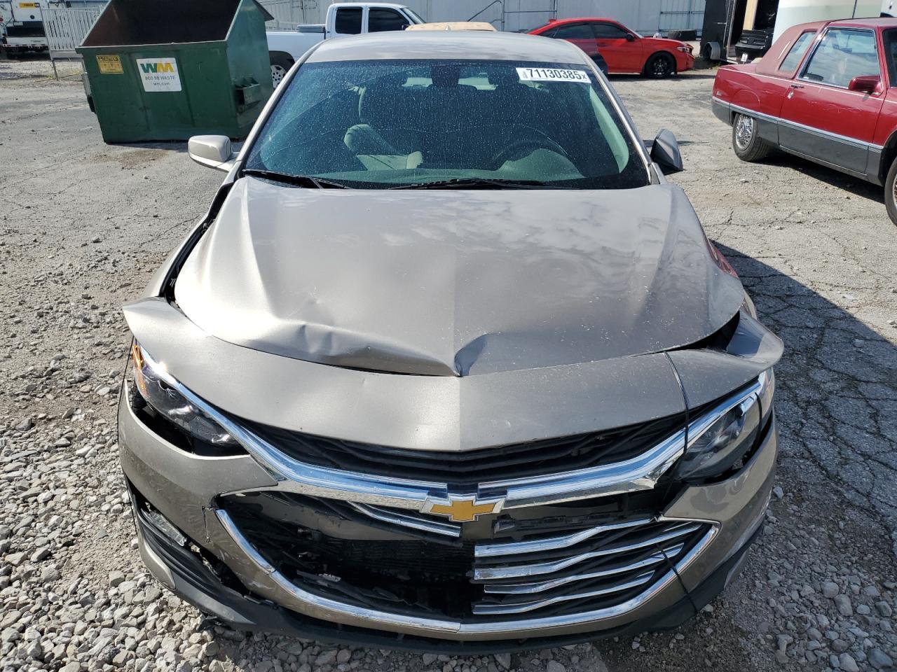 2022 Chevrolet Malibu - Image 5