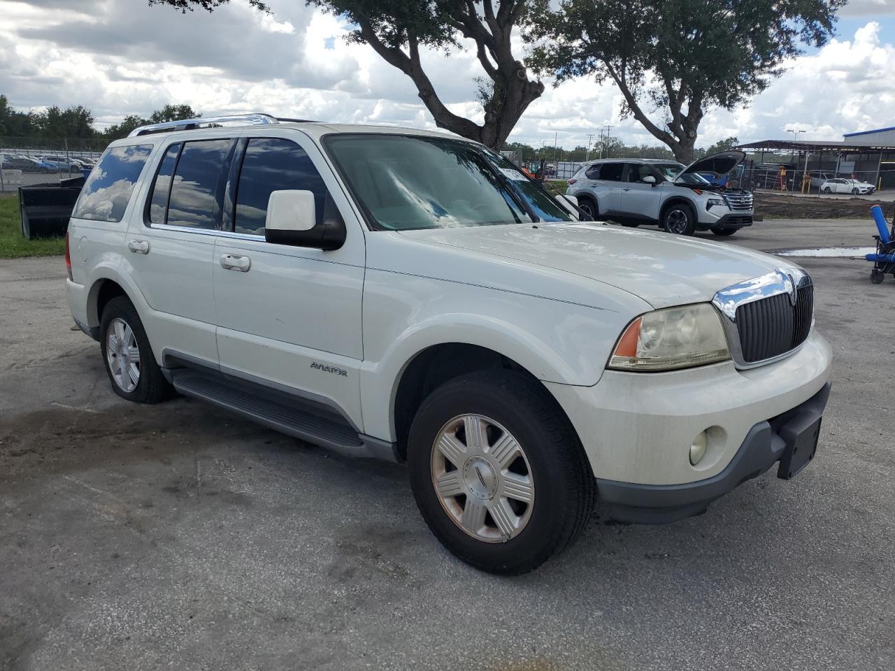 2004 Lincoln Aviator - Фото 4