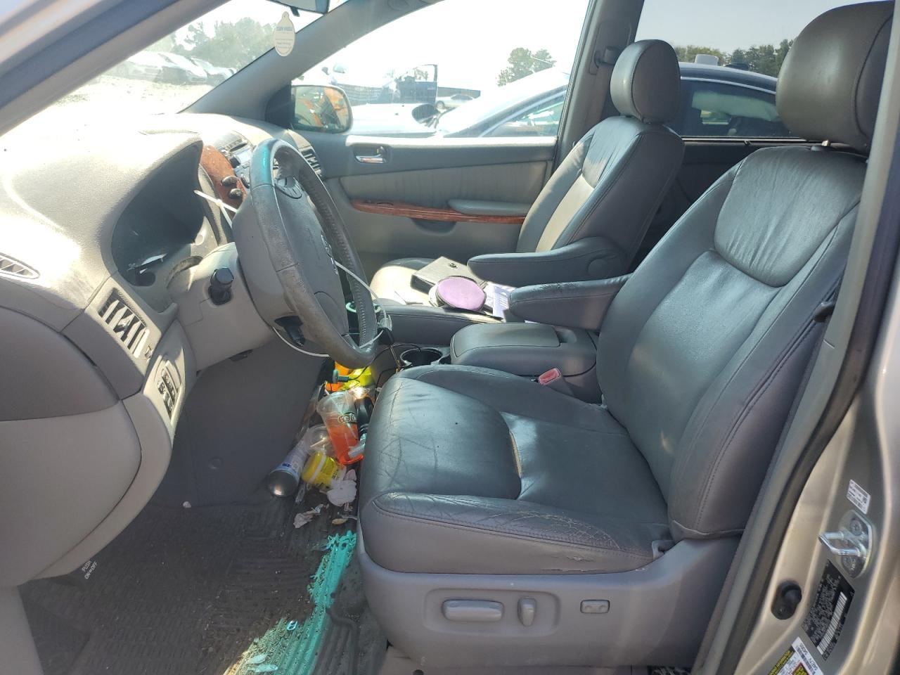 2007 Toyota Sienna Xle - Image 7