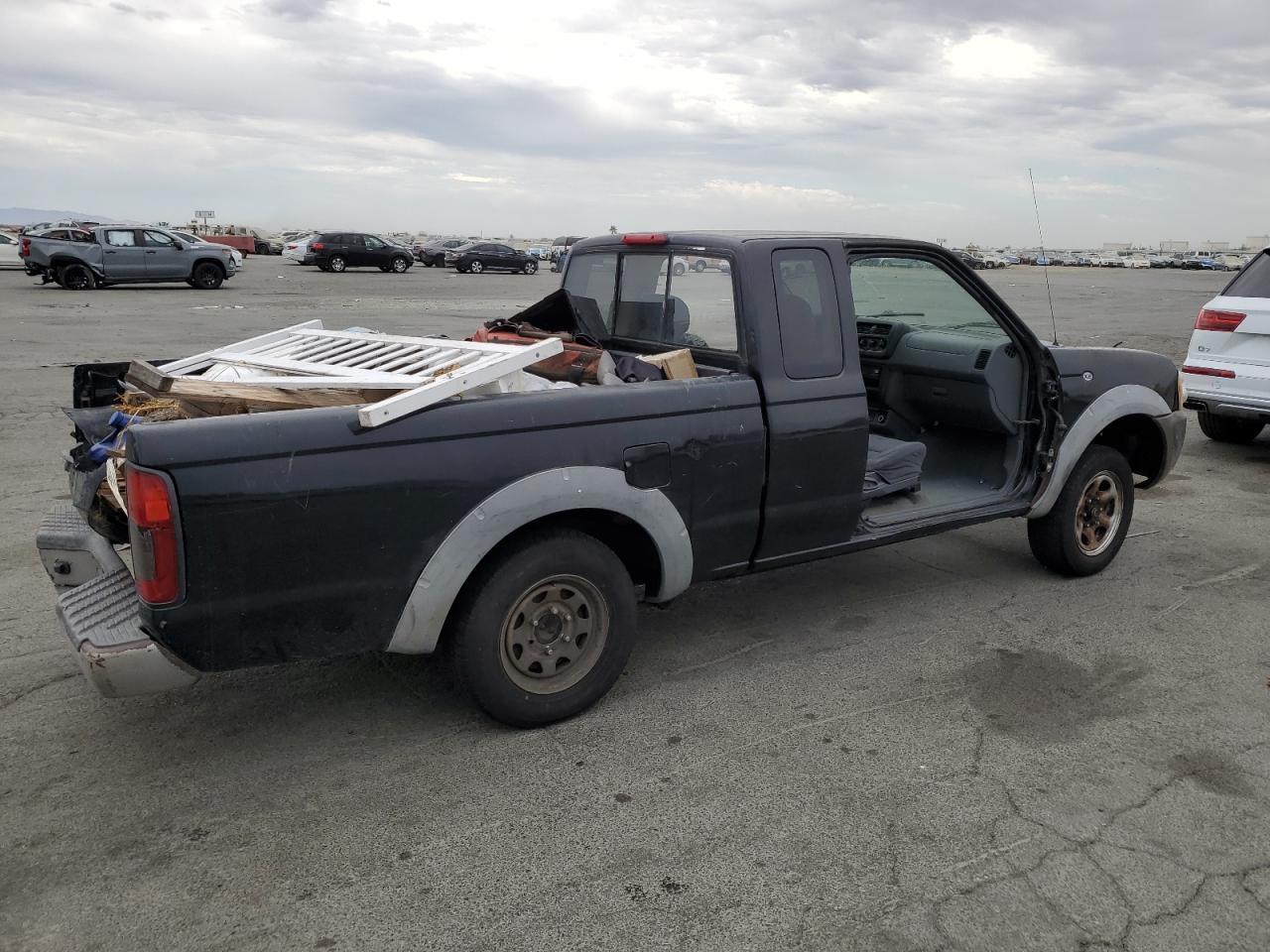 2001 Nissan Frontier King Cab Xe - Фото 3