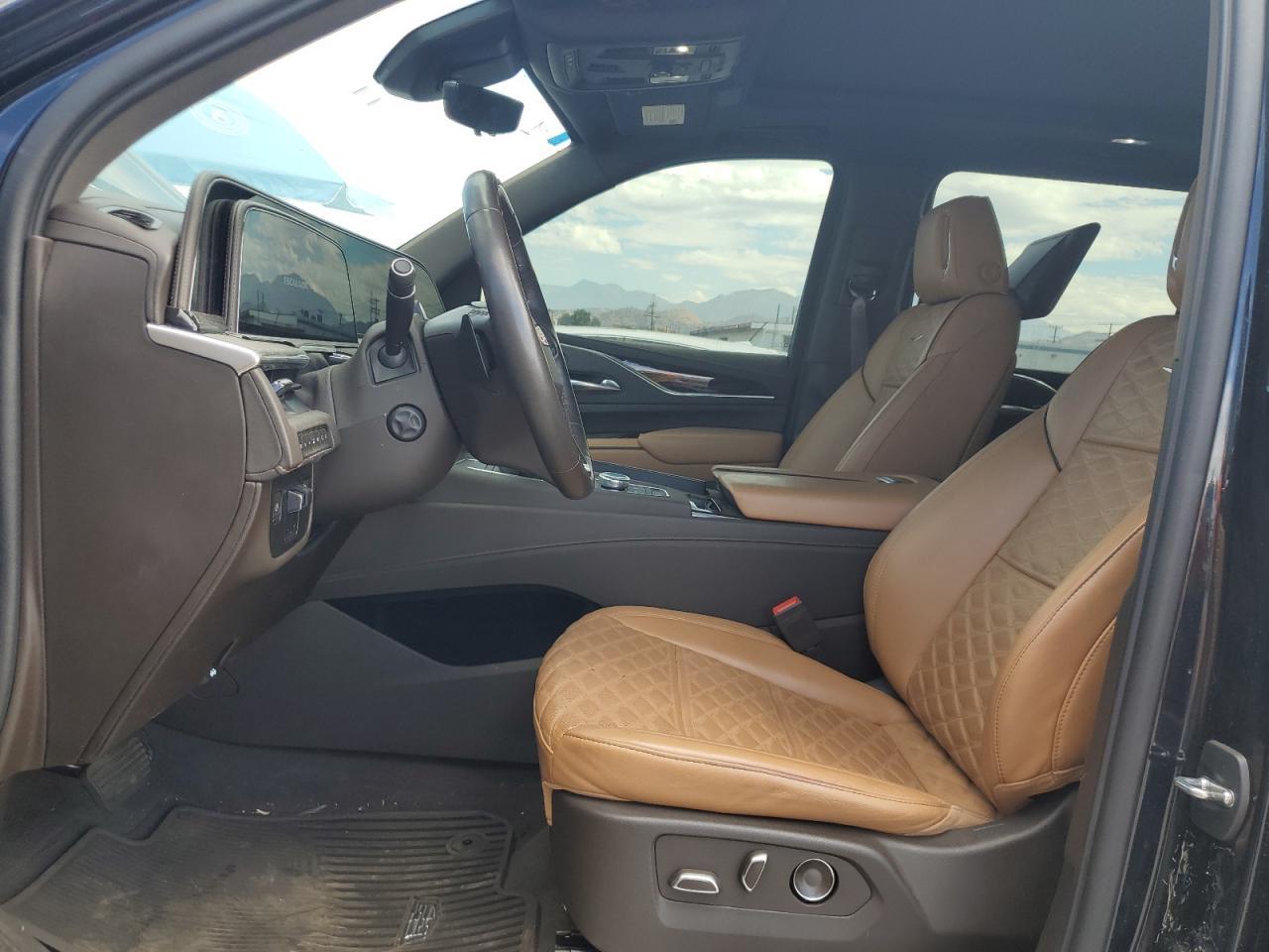 2021 Cadillac Escalade Esv Premium Luxury - Image 7