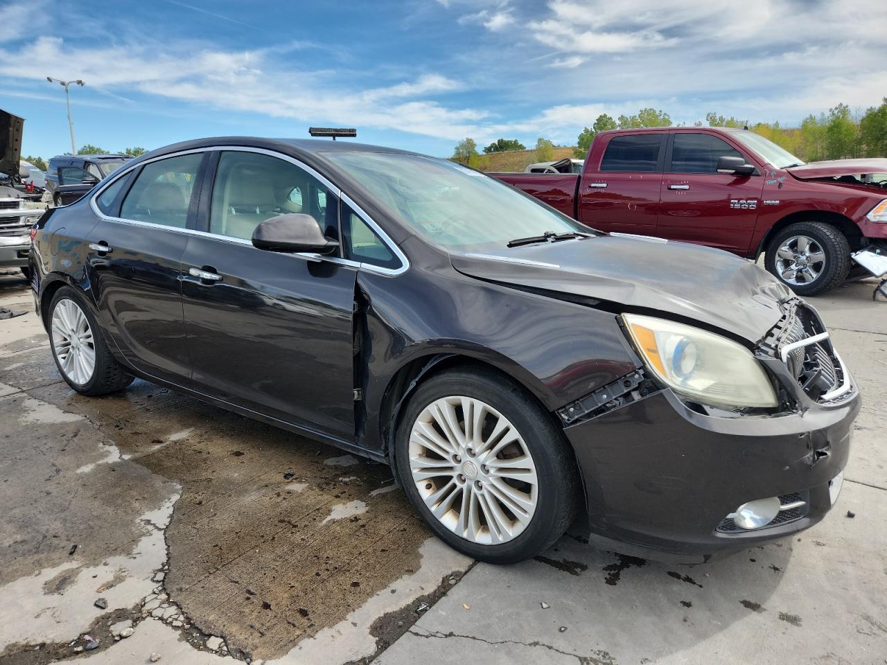 2013 Buick Verano - Image 4