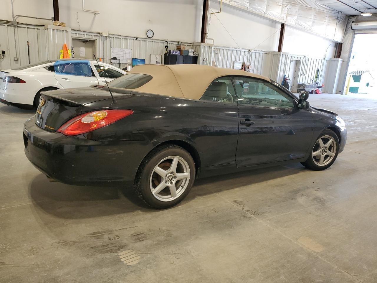 2004 Toyota Camry Solara Se - Фото 3