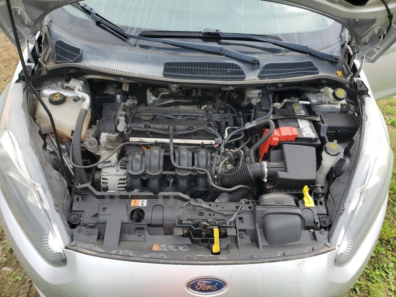 2016 Ford Fiesta Se - Image 7