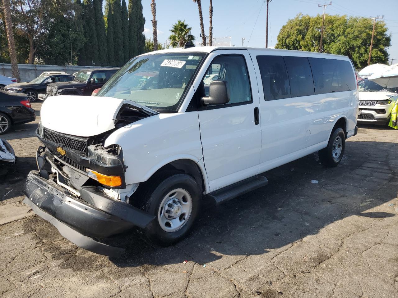 2023 Chevrolet Express G3500 Ls