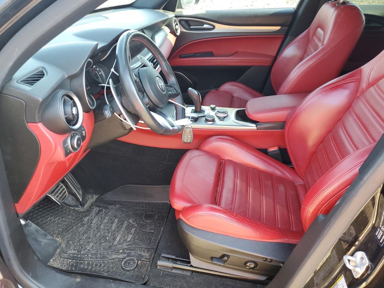 2021 Alfa Romeo Stelvio Ti - Фото 7