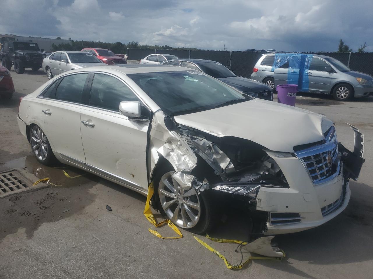 2013 Cadillac Xts Premium Collection - Image 4