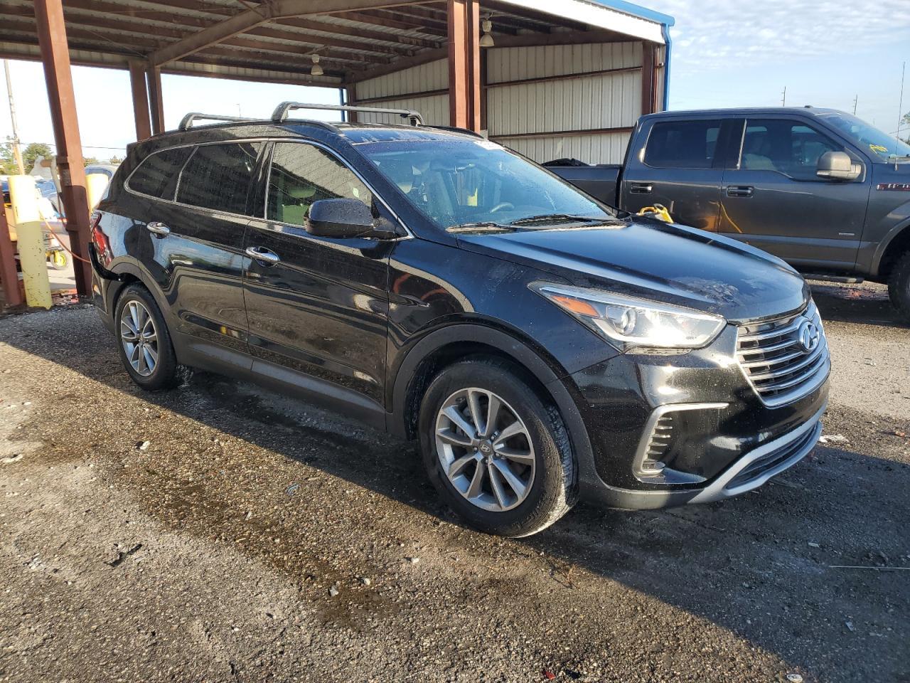 2018 Hyundai Santa Fe Se - Image 4