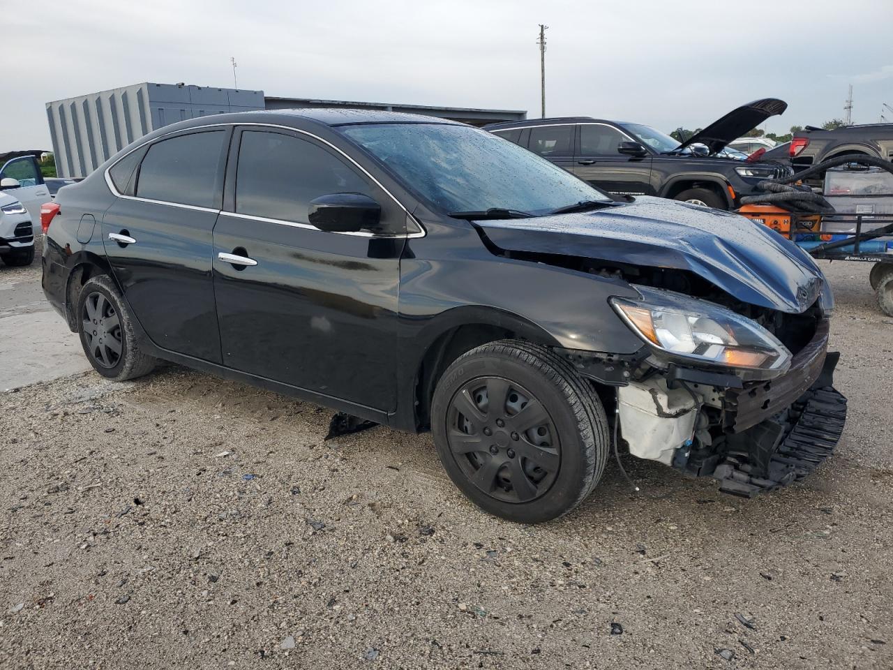 2017 Nissan Sentra S - Фото 4