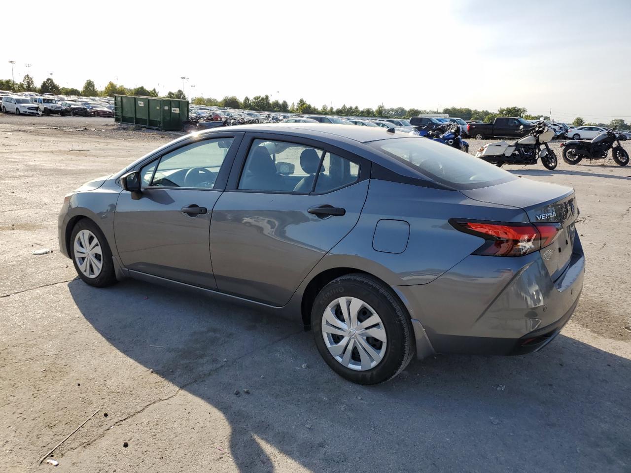 2024 Nissan Versa S - Фото 2